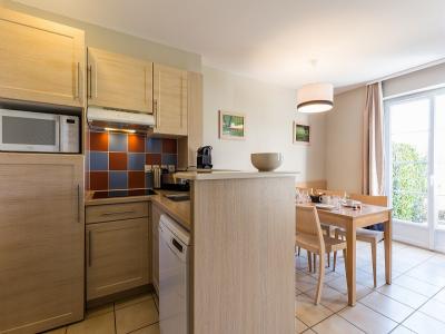 For sale Port-en-bessin-huppain 4 rooms 59 m2 Calvados (14520) photo 2