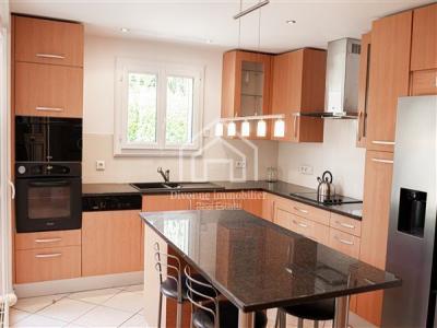 Louer Maison Divonne-les-bains 3950 euros