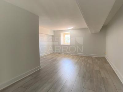 Louer Appartement Lyon-4eme-arrondissement 1131 euros