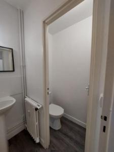 For rent Saint-germain-en-laye 5 rooms 115 m2 Yvelines (78100) photo 3