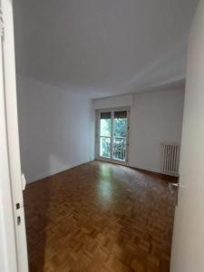 For rent Saint-germain-en-laye 5 rooms 115 m2 Yvelines (78100) photo 4