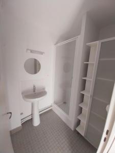 For rent Semur-en-auxois 3 rooms 51 m2 Cote d'or (21140) photo 4