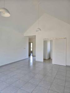 For rent Malay-le-grand 5 rooms 111 m2 Yonne (89100) photo 2