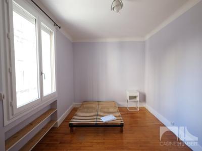 Louer Appartement 28 m2 Saint-etienne