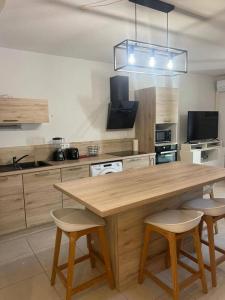 Acheter Appartement Plan-de-la-tour 269000 euros