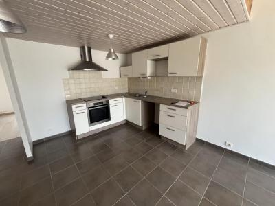 For rent Sainte-foy 2 rooms 57 m2 Vendee (85150) photo 2