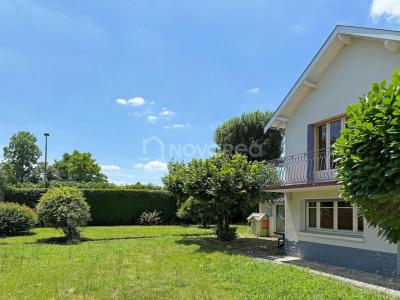 For sale Lons 5 rooms 182 m2 Pyrenees atlantiques (64140) photo 1