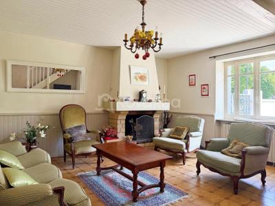 For sale Lons 5 rooms 182 m2 Pyrenees atlantiques (64140) photo 2