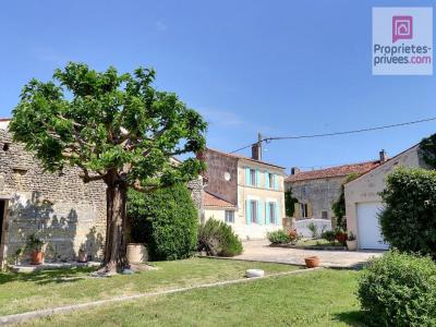For sale Surgeres 6 rooms 92 m2 Charente maritime (17700) photo 0