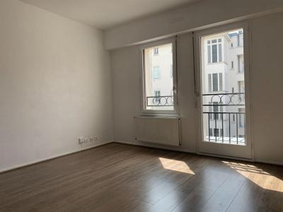 For sale Nantes 4 rooms 77 m2 Loire atlantique (44000) photo 1