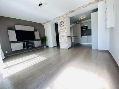 For rent Croissy-beaubourg 4 rooms 75 m2 Seine et marne (77183) photo 2