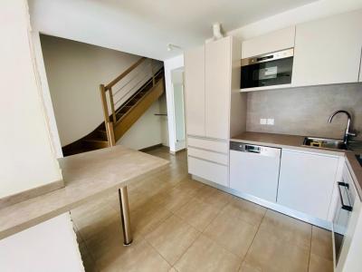 For rent Croissy-beaubourg 4 rooms 75 m2 Seine et marne (77183) photo 3