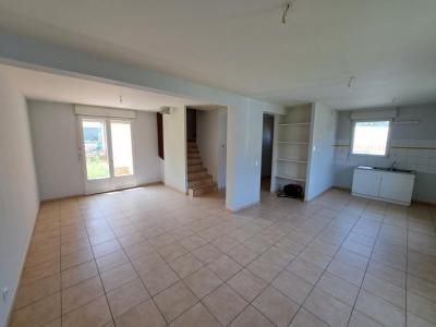 Louer Maison 80 m2 Montjaux