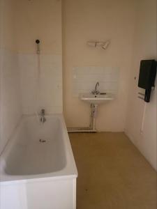 Louer Appartement 61 m2 Roquemaure