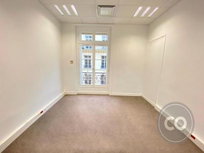 For rent Paris-16eme-arrondissement 530 m2 Paris (75016) photo 4