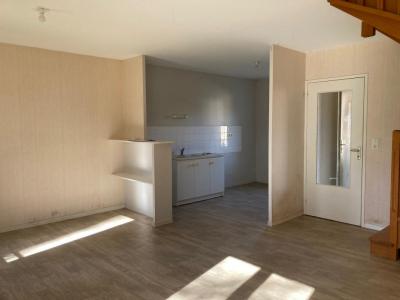 Louer Maison Isle-sur-serein 449 euros