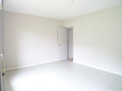 Louer Appartement 76 m2 Ravieres