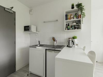 For sale Nantes 1 room 20 m2 Loire atlantique (44300) photo 1