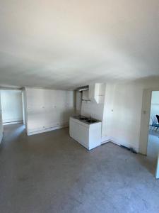 For rent Lyon-2eme-arrondissement 2 rooms 68 m2 Rhone (69002) photo 2