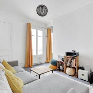 For rent Paris-11eme-arrondissement 2 rooms 45 m2 Paris (75011) photo 1