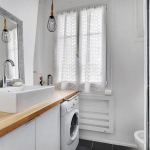For rent Paris-11eme-arrondissement 2 rooms 45 m2 Paris (75011) photo 4