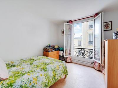 Louer Appartement 37 m2 Paris-18eme-arrondissement
