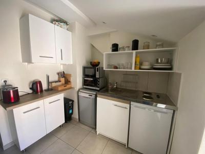 For rent Lyon-3eme-arrondissement 1 room 27 m2 Rhone (69003) photo 0
