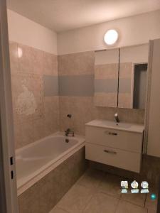 For rent Floirac 5 rooms 110 m2 Gironde (33270) photo 3