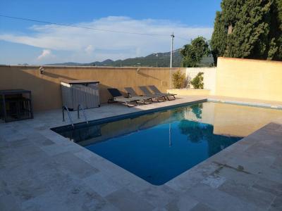 For sale 8 rooms 280 m2 Vaucluse (84190) photo 1