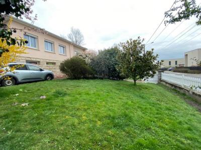 For sale Saint-etienne 4 rooms 85 m2 Loire (42000) photo 2