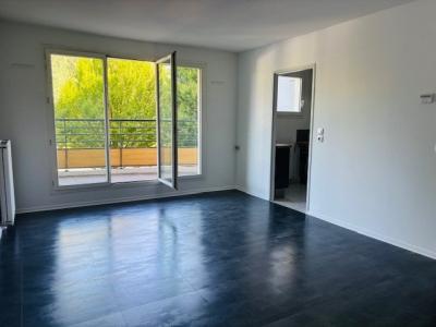 Louer Appartement 47 m2 Madeleine