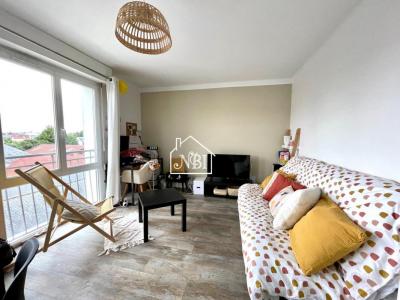 Annonce Location 2 pices Appartement Laval 53