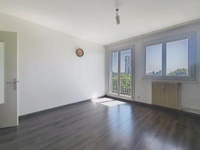 Acheter Appartement 65 m2 Saint-genis-laval