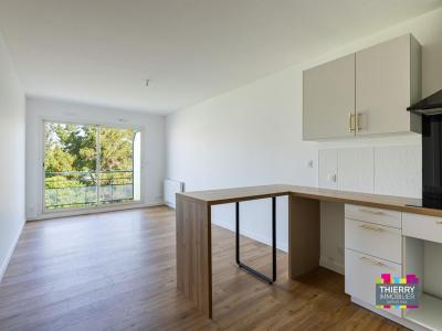 For sale Nantes 2 rooms 47 m2 Loire atlantique (44000) photo 1