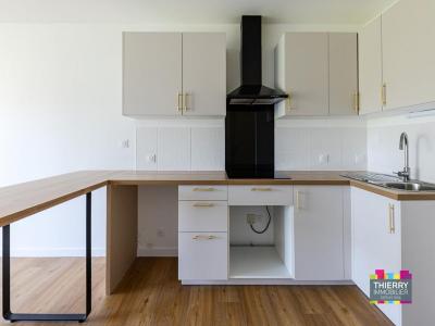 For sale Nantes 2 rooms 47 m2 Loire atlantique (44000) photo 2