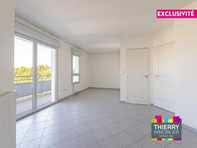 For sale Nantes 2 rooms 47 m2 Loire atlantique (44100) photo 2