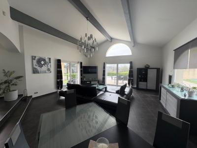 For sale Saint-genest-lerpt 5 rooms 162 m2 Loire (42530) photo 1