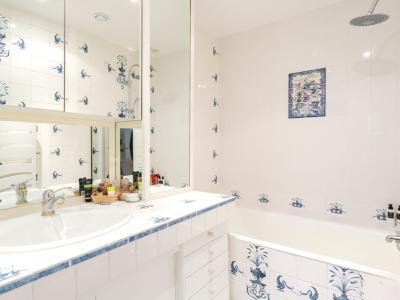 For rent Paris-11eme-arrondissement 2 rooms 55 m2 Paris (75011) photo 3