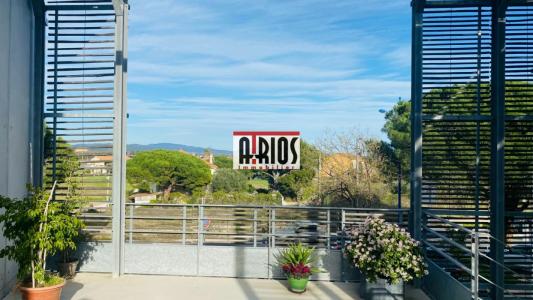 For rent Hyeres 155 m2 Var (83400) photo 1