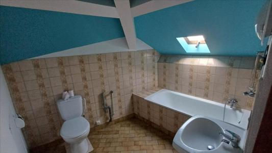 For rent Riom 1 room 19 m2 Puy de dome (63200) photo 2