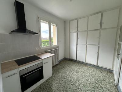 For rent Creusot 4 rooms 80 m2 Saone et loire (71200) photo 2
