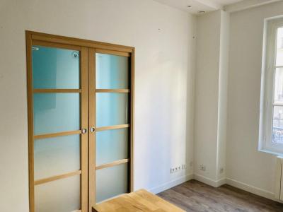 For rent Paris-11eme-arrondissement 2 rooms 29 m2 Paris (75011) photo 4