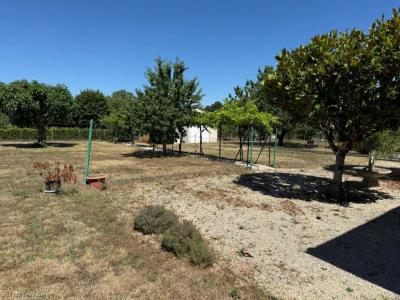 Acheter Maison 97 m2 Ruffec