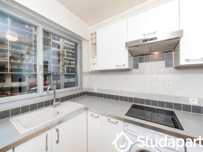 Louer Appartement 12 m2 Paris-17eme-arrondissement