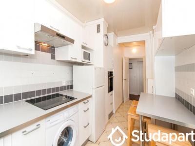 Louer Appartement Paris-17eme-arrondissement 1050 euros
