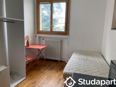 Louer Appartement 12 m2 Neuilly-sur-seine
