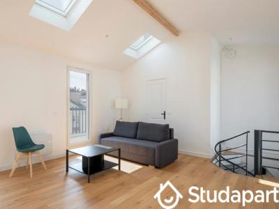 Louer Appartement 13 m2 Paris-18eme-arrondissement
