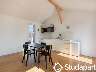 Louer Appartement Paris-18eme-arrondissement Paris