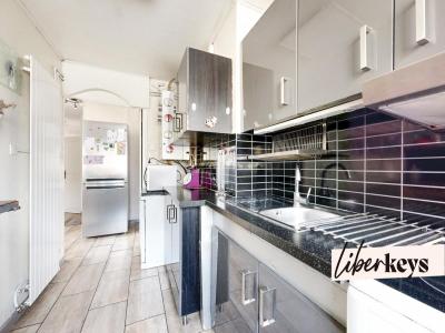 Acheter Appartement 77 m2 Salon-de-provence