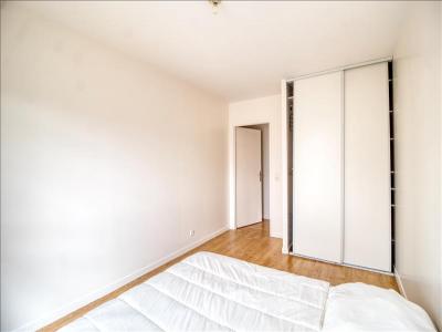 Louer Appartement Courdimanche 950 euros